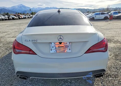 2014 Merz Cla Class z USA, uszkodzony, nr VIN WDDSJ4EB7EN151506